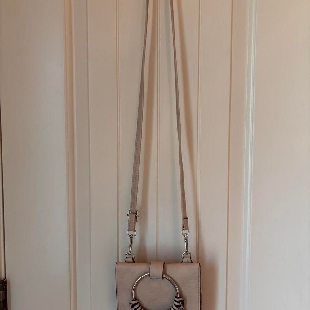 Carlos-by-carlos-santana Women's Cream Bag - Picture 3 of 3